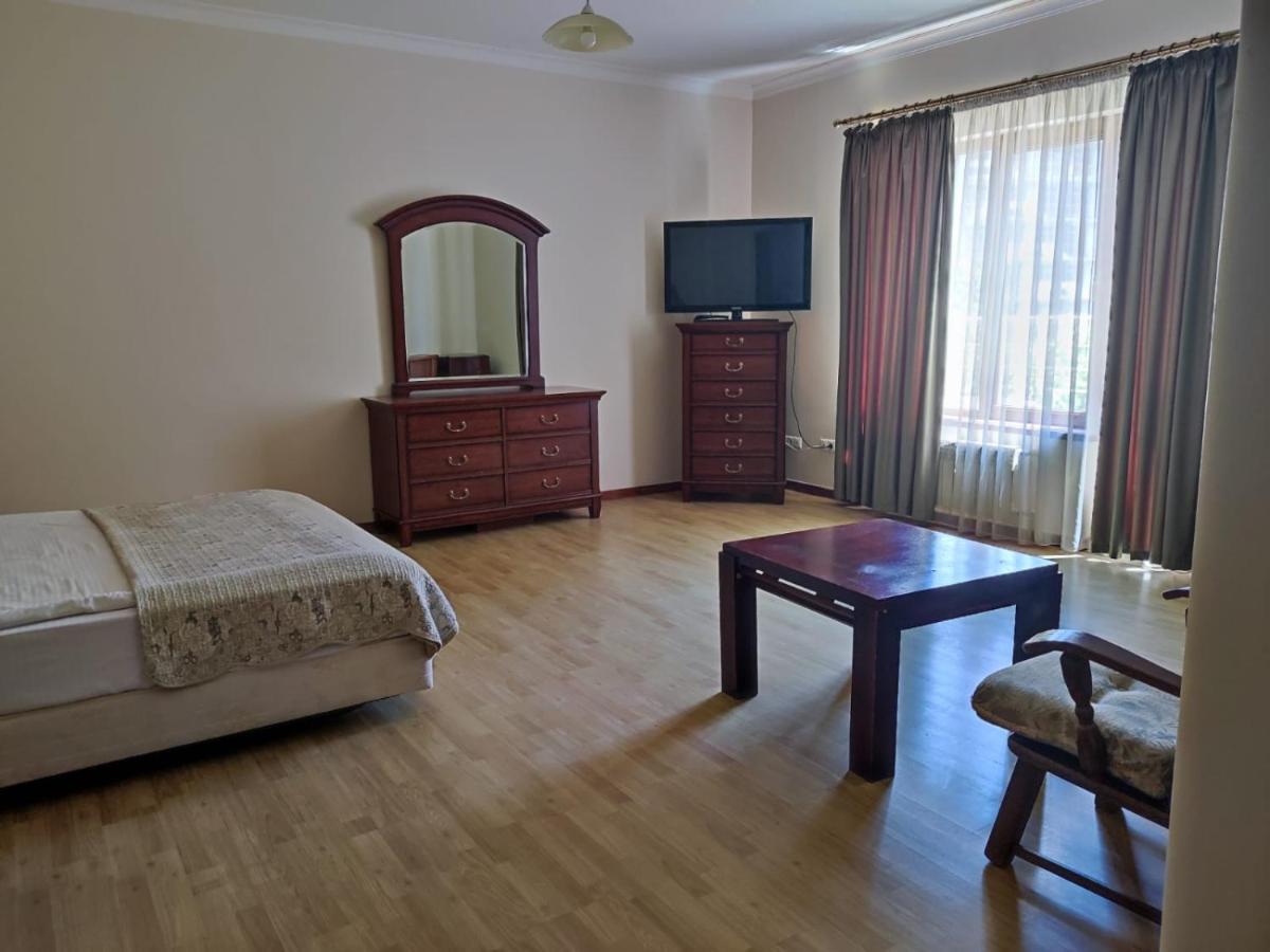 Hotel Beaumonde Garden Tiflis Exterior foto