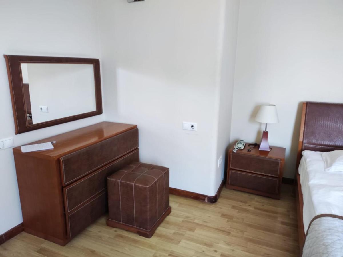 Hotel Beaumonde Garden Tiflis Exterior foto