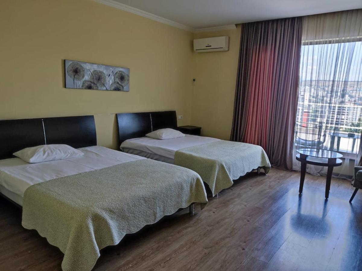 Hotel Beaumonde Garden Tiflis Exterior foto