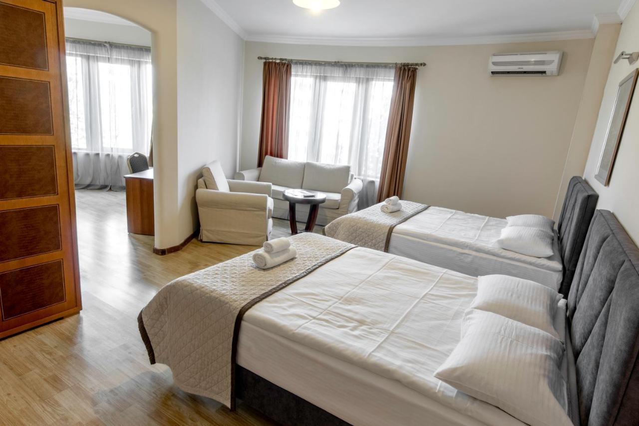Hotel Beaumonde Garden Tiflis Exterior foto