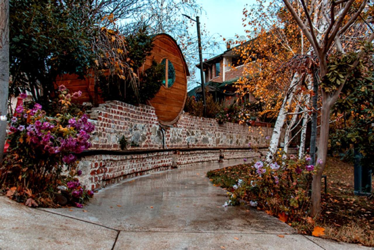 Hotel Beaumonde Garden Tiflis Exterior foto