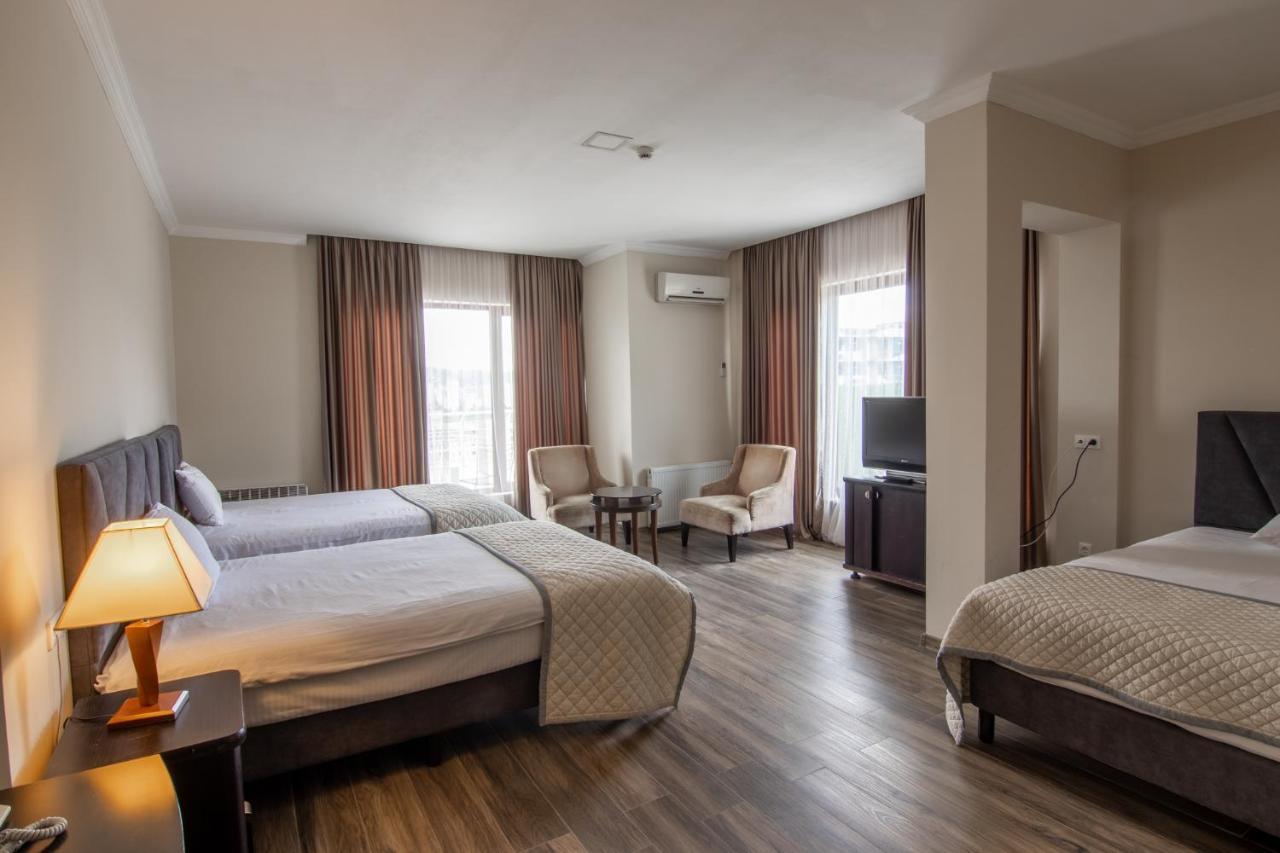 Hotel Beaumonde Garden Tiflis Exterior foto