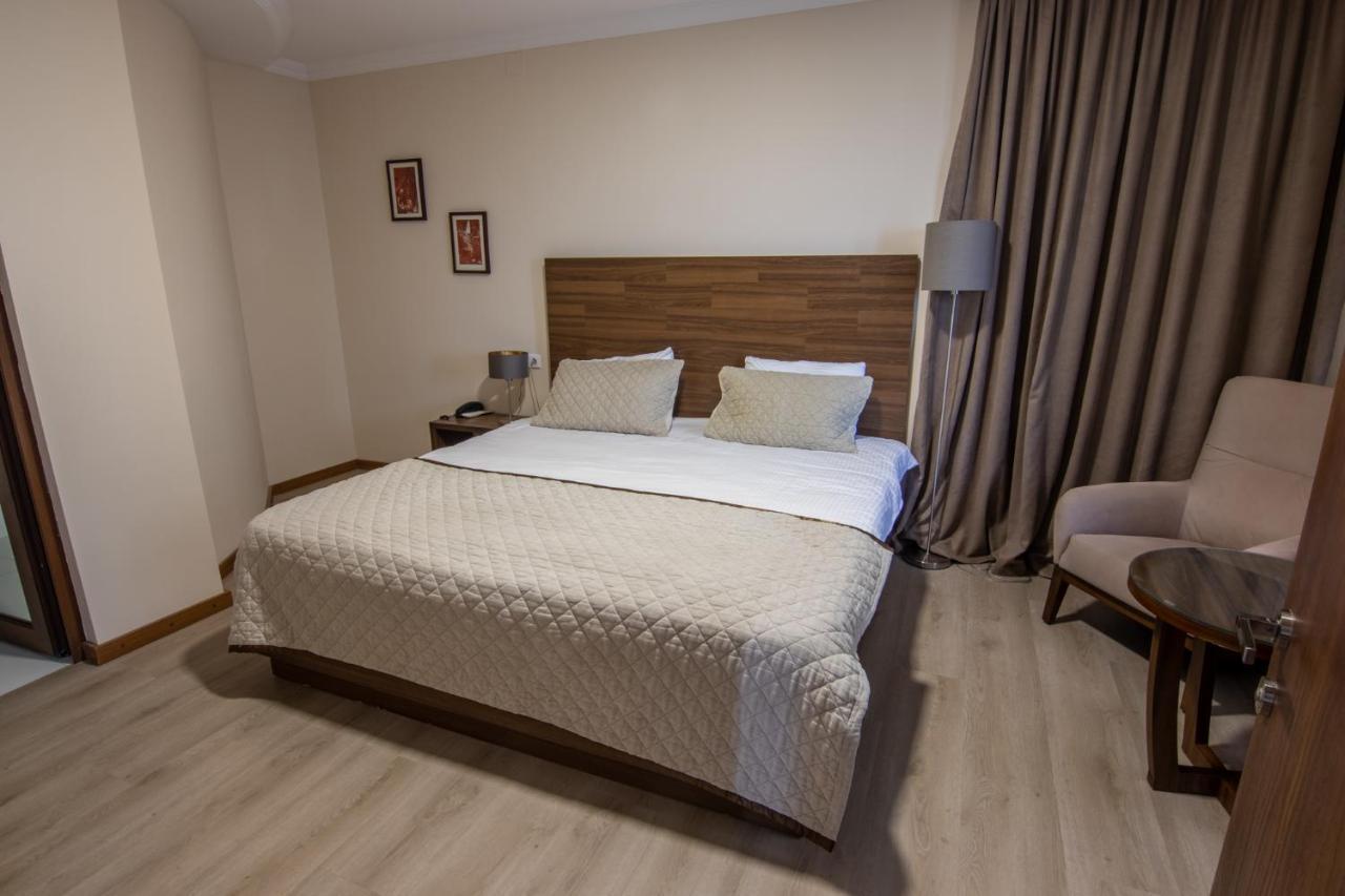 Hotel Beaumonde Garden Tiflis Exterior foto