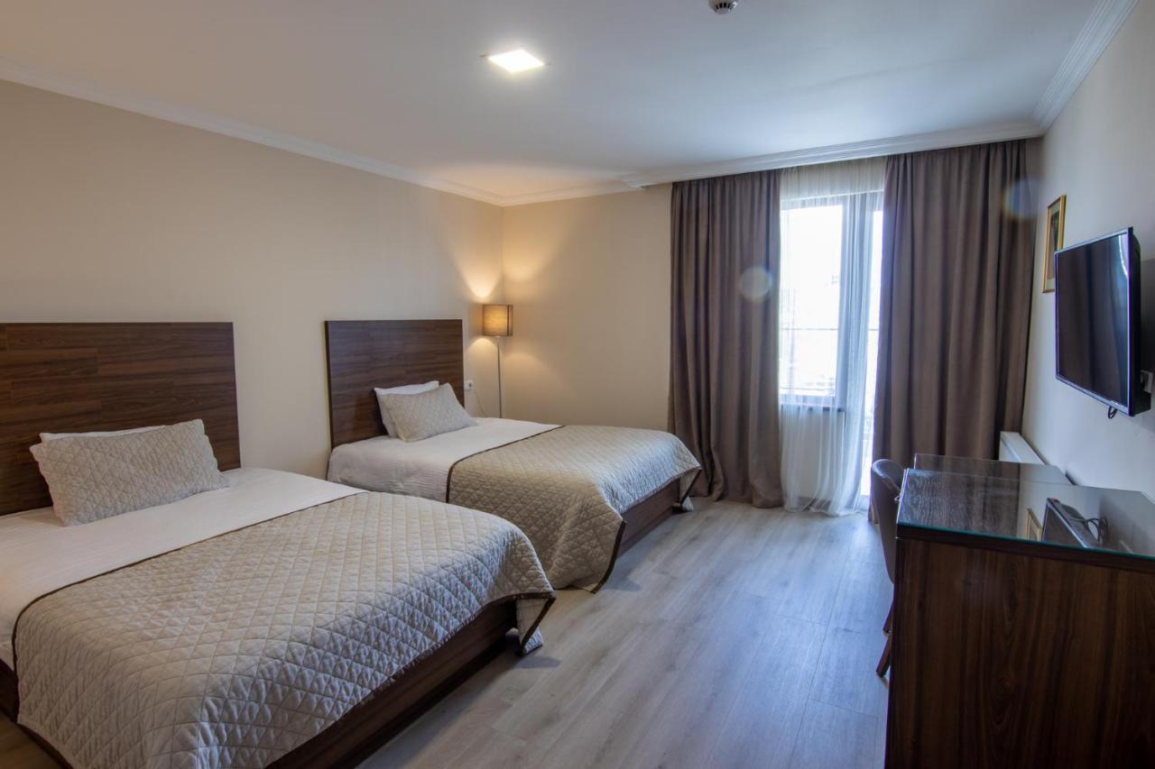 Hotel Beaumonde Garden Tiflis Exterior foto