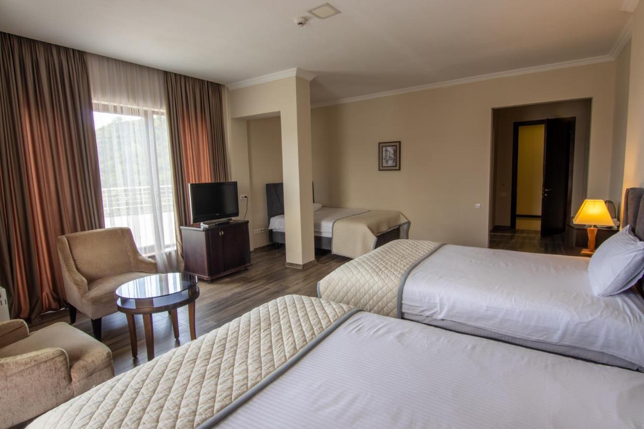 Hotel Beaumonde Garden Tiflis Exterior foto
